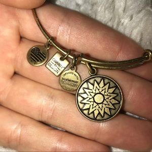 Alex and Ani New Beginnings Bangle Bracelet Sun